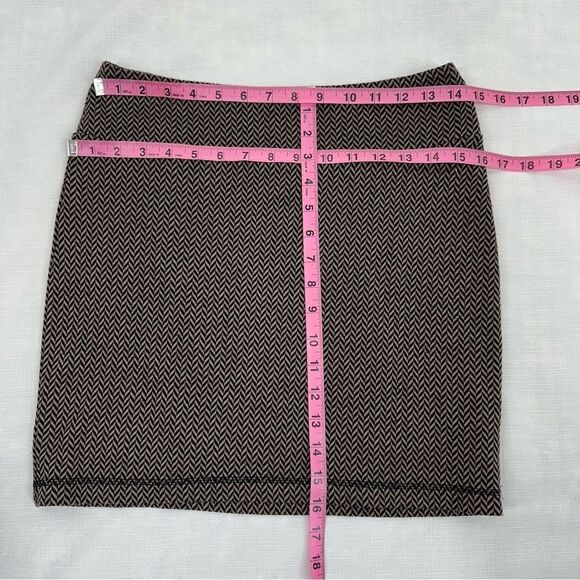 KAVU size Small Black & Brown Knit Herringbone Stretch Pencil Skirt - Picture 12 of 12